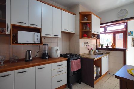 Apartamento para alugar com 74m², 2 quartos e 1 vagaCozinha