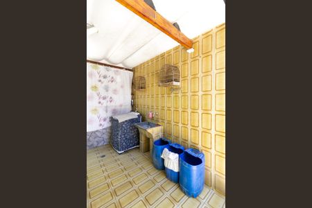 Casa à venda com 255m², 3 quartos e 2 vagas Casa à venda com 255m², 3 quartos e 2 vagasÁrea de Serviço