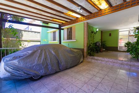 Casa à venda com 255m², 3 quartos e 2 vagas Casa à venda com 255m², 3 quartos e 2 vagasGaragem