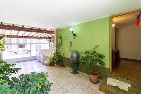 Casa à venda com 255m², 3 quartos e 2 vagas Casa à venda com 255m², 3 quartos e 2 vagasHall de entrada