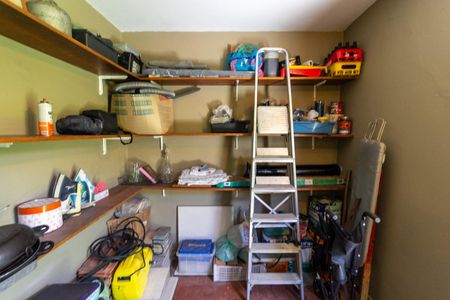 Casa à venda com 255m², 3 quartos e 2 vagas Casa à venda com 255m², 3 quartos e 2 vagasQuarto de Serviço