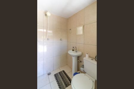 Casa à venda com 255m², 3 quartos e 2 vagas Casa à venda com 255m², 3 quartos e 2 vagasBanheiro de Serviço