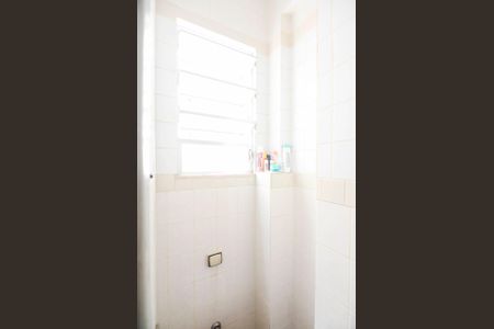 Apartamento à venda com 92m², 3 quartos e sem vaga Apartamento à venda com 92m², 3 quartos e sem vagaBanheiro de Serviço