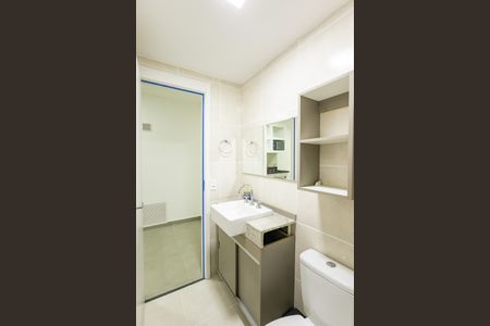 Apartamento à venda com 24m², 1 quarto e sem vaga Apartamento à venda com 24m², 1 quarto e sem vagaBanheiro Social