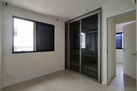 Apartamento à venda com 75m², 3 quartos e 1 vagaSuíte