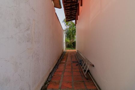 Casa à venda com 240m², 4 quartos e 3 vagas