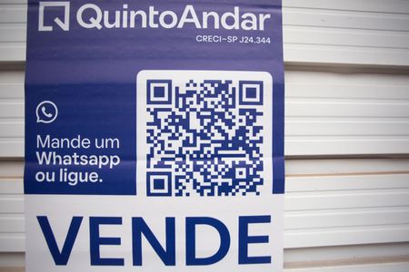 Casa à venda com 180m², 2 quartos e 2 vagasPLAQUINHA