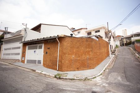 Casa à venda com 180m², 2 quartos e 2 vagasFACHADA