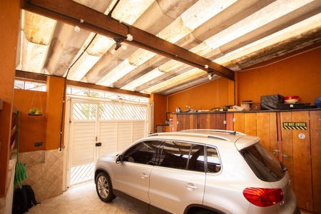 Casa à venda com 180m², 2 quartos e 2 vagasGARAGEM