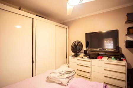 Casa à venda com 180m², 2 quartos e 2 vagasQUARTO 2