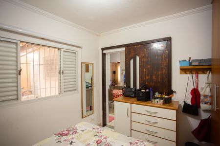 Casa à venda com 180m², 2 quartos e 2 vagasQUARTO 1