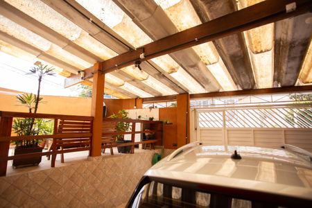 Casa à venda com 180m², 2 quartos e 2 vagasGARAGEM