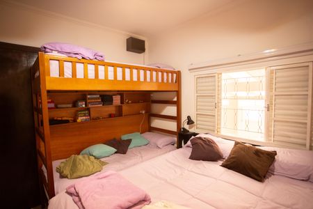 Casa à venda com 180m², 2 quartos e 2 vagasQUARTO 2