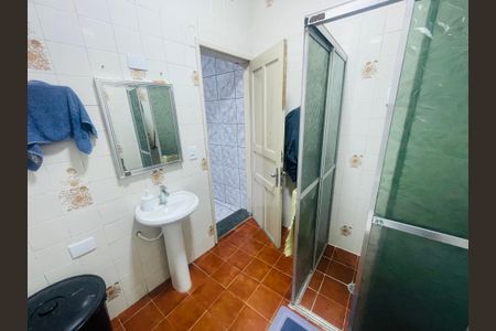 Casa à venda com 158m², 5 quartos e 2 vagas Casa à venda com 158m², 5 quartos e 2 vagasBanheiro 1