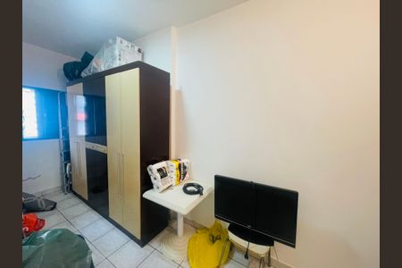 Casa à venda com 158m², 5 quartos e 2 vagas Casa à venda com 158m², 5 quartos e 2 vagasQuarto 2