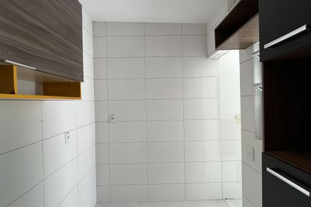 Cozinha de casa para alugar com 1 quarto, 30m² em Ponta da Praia, Santos
