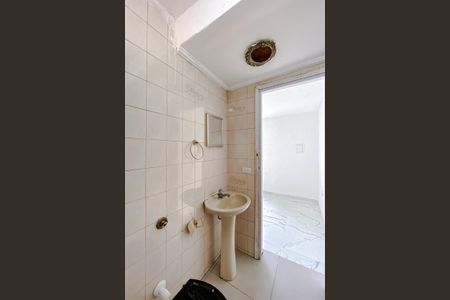 Casa para alugar com 150m², 3 quartos e 1 vaga Casa para alugar com 150m², 3 quartos e 1 vagaBanheiro