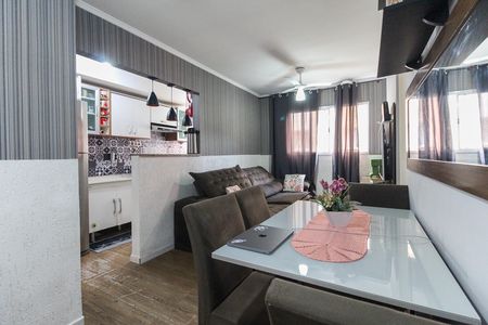 Apartamento à venda com 40m², 2 quartos e 1 vaga Apartamento à venda com 40m², 2 quartos e 1 vagaSala