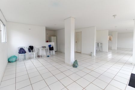 Apartamento à venda com 40m², 2 quartos e 1 vaga Apartamento à venda com 40m², 2 quartos e 1 vagaÁrea comum - Salão de festas
