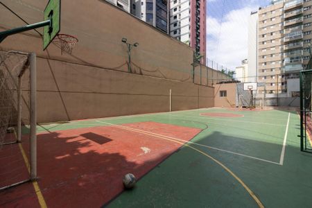 Apartamento para alugar com 82m², 2 quartos e 2 vagas Apartamento para alugar com 82m², 2 quartos e 2 vagasÁrea comum - Quadra