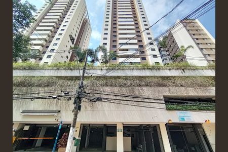 Apartamento para alugar com 82m², 2 quartos e 2 vagas Apartamento para alugar com 82m², 2 quartos e 2 vagasFachada