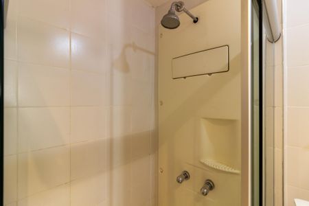 Apartamento para alugar com 82m², 2 quartos e 2 vagas Apartamento para alugar com 82m², 2 quartos e 2 vagasBanheiro da Suíte 2