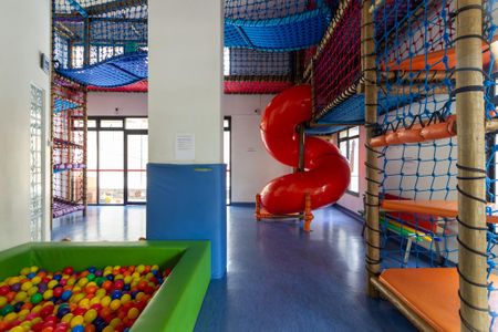 Apartamento para alugar com 82m², 2 quartos e 2 vagas Apartamento para alugar com 82m², 2 quartos e 2 vagasÁrea comum - Brionquedoteca