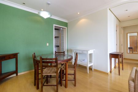Sala de apartamento para alugar com 2 quartos, 82m² em Pinheiros, São Paulo