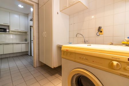 Apartamento para alugar com 82m², 2 quartos e 2 vagas Apartamento para alugar com 82m², 2 quartos e 2 vagasÁrea de Serviço