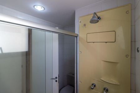 Apartamento para alugar com 82m², 2 quartos e 2 vagas Apartamento para alugar com 82m², 2 quartos e 2 vagasBanheiro da Suíte 1
