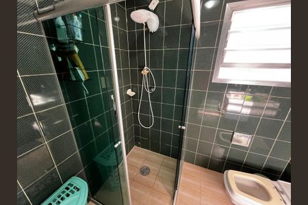 Casa à venda com 180m², 4 quartos e 1 vaga Casa à venda com 180m², 4 quartos e 1 vagaBanheiro Social