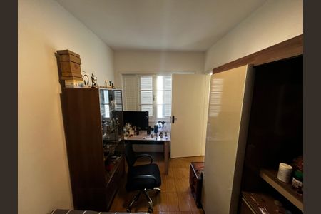 Casa à venda com 180m², 4 quartos e 1 vaga Casa à venda com 180m², 4 quartos e 1 vagaQuarto 2