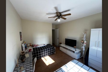 Casa à venda com 180m², 4 quartos e 1 vaga Casa à venda com 180m², 4 quartos e 1 vagaQuarto 1