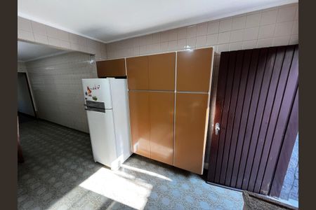 Casa à venda com 180m², 4 quartos e 1 vaga Casa à venda com 180m², 4 quartos e 1 vagaCozinha