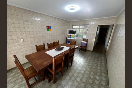 Casa à venda com 180m², 4 quartos e 1 vaga Casa à venda com 180m², 4 quartos e 1 vagaCopa
