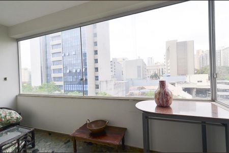 Apartamento para alugar com 240m², 4 quartos e 1 vagaVaranda da Sala