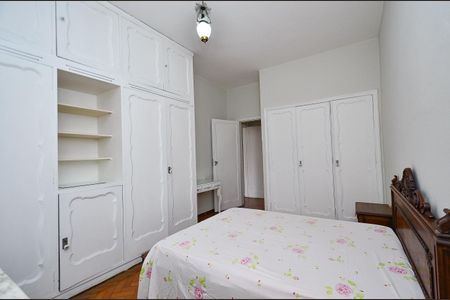 Apartamento para alugar com 240m², 4 quartos e 1 vagaQuarto 1