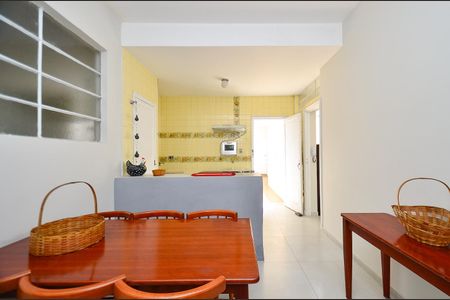 Apartamento para alugar com 240m², 4 quartos e 1 vagaCozinha