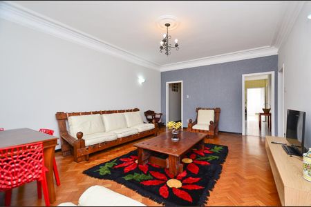 Apartamento para alugar com 240m², 4 quartos e 1 vagaSala 