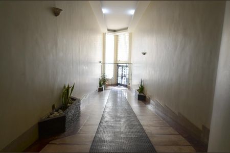 Apartamento para alugar com 240m², 4 quartos e 1 vagaEntrada