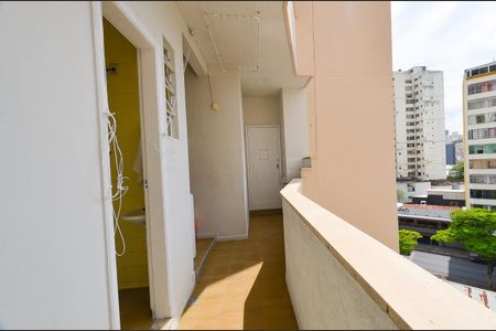 Apartamento para alugar com 240m², 4 quartos e 1 vagaÁrea de Serviço