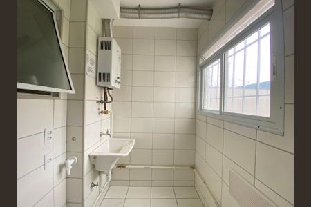 Apartamento para alugar com 60m², 2 quartos e sem vagaCozinha e Área de Serviço