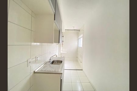 Apartamento para alugar com 60m², 2 quartos e sem vagaCozinha e Área de Serviço