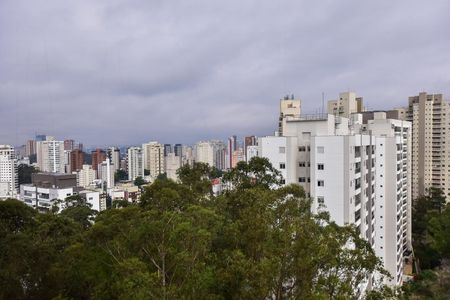 Apartamento à venda com 125m², 3 quartos e 2 vagasVista da Suíte 1