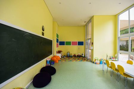 Apartamento à venda com 125m², 3 quartos e 2 vagas Apartamento à venda com 125m², 3 quartos e 2 vagasÁrea comum -Brinquedoteca