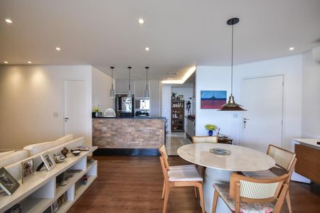 Apartamento à venda com 125m², 3 quartos e 2 vagasSala