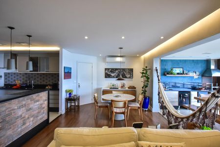 Apartamento à venda com 125m², 3 quartos e 2 vagasSala