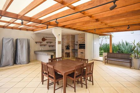 Apartamento à venda com 125m², 3 quartos e 2 vagas Apartamento à venda com 125m², 3 quartos e 2 vagasChurrasqueira