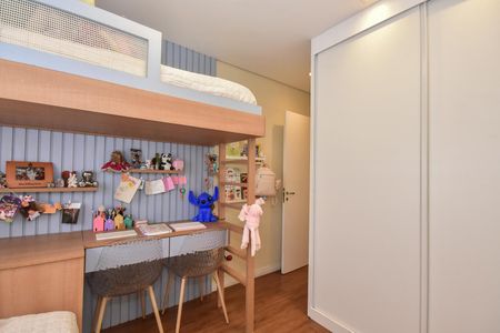 Apartamento à venda com 125m², 3 quartos e 2 vagasSuíte 2