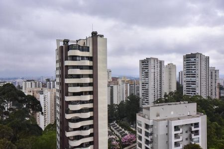 Apartamento à venda com 125m², 3 quartos e 2 vagasVista da Suíte 2